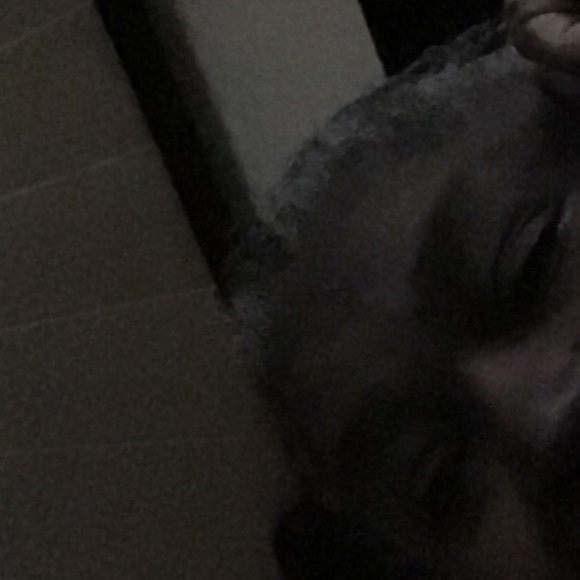 Meet your Posher, Bobbie - Picture 1 of 1